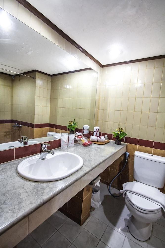 Hotel Sahid Kawanua Manado Exterior foto