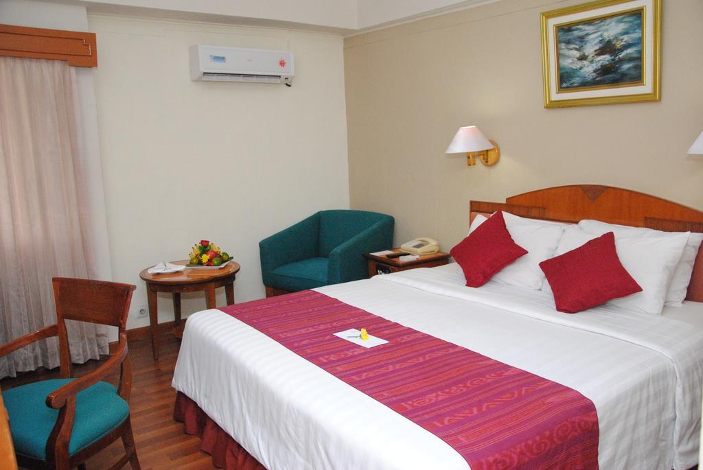Hotel Sahid Kawanua Manado Exterior foto