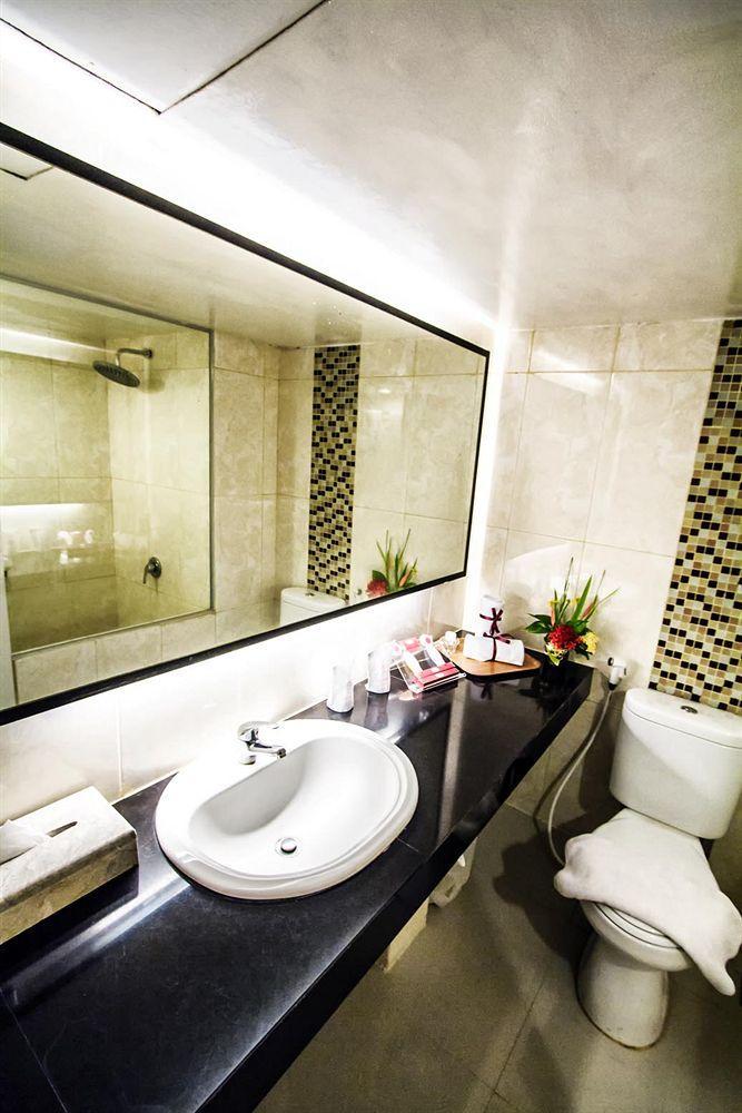 Hotel Sahid Kawanua Manado Exterior foto